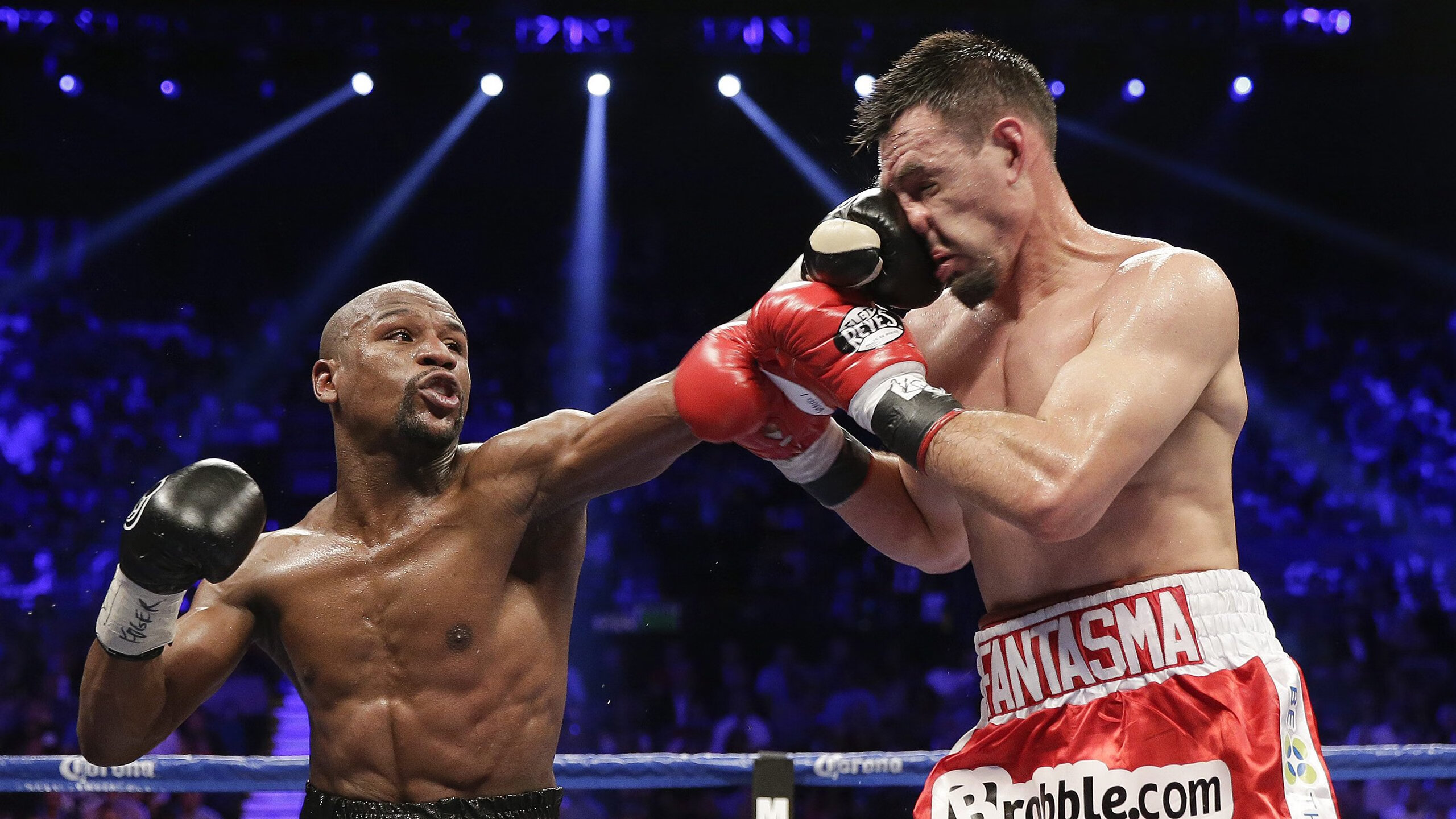 温网2024，阿尔卡拉斯卫冕成功，斯瓦泰克首夺草地大满贯